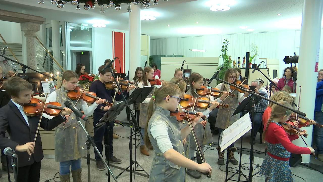 MEgional mit dem Musikalischen Adventskalender in Zschopau MEgional mit dem Musikalischen Adventskalender in Zschopau