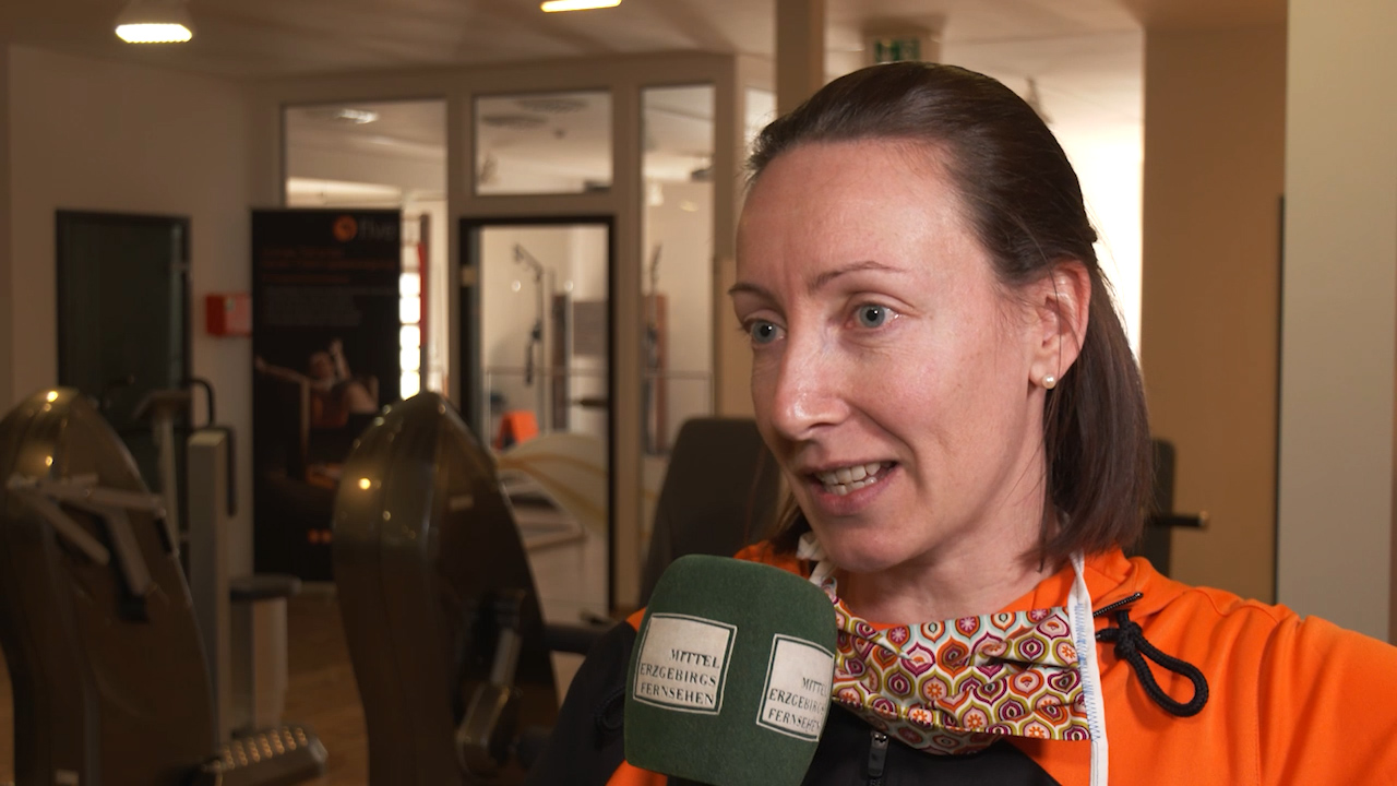 MEgional am 25. März 2020 mit einem Interview mit Physiotherapeutin Stefanie Pramhas