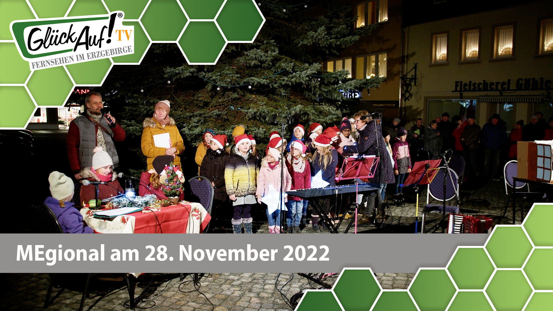 MEgional am 28. November 2022 - mit dem Pyramidenanschieben in Zschopau